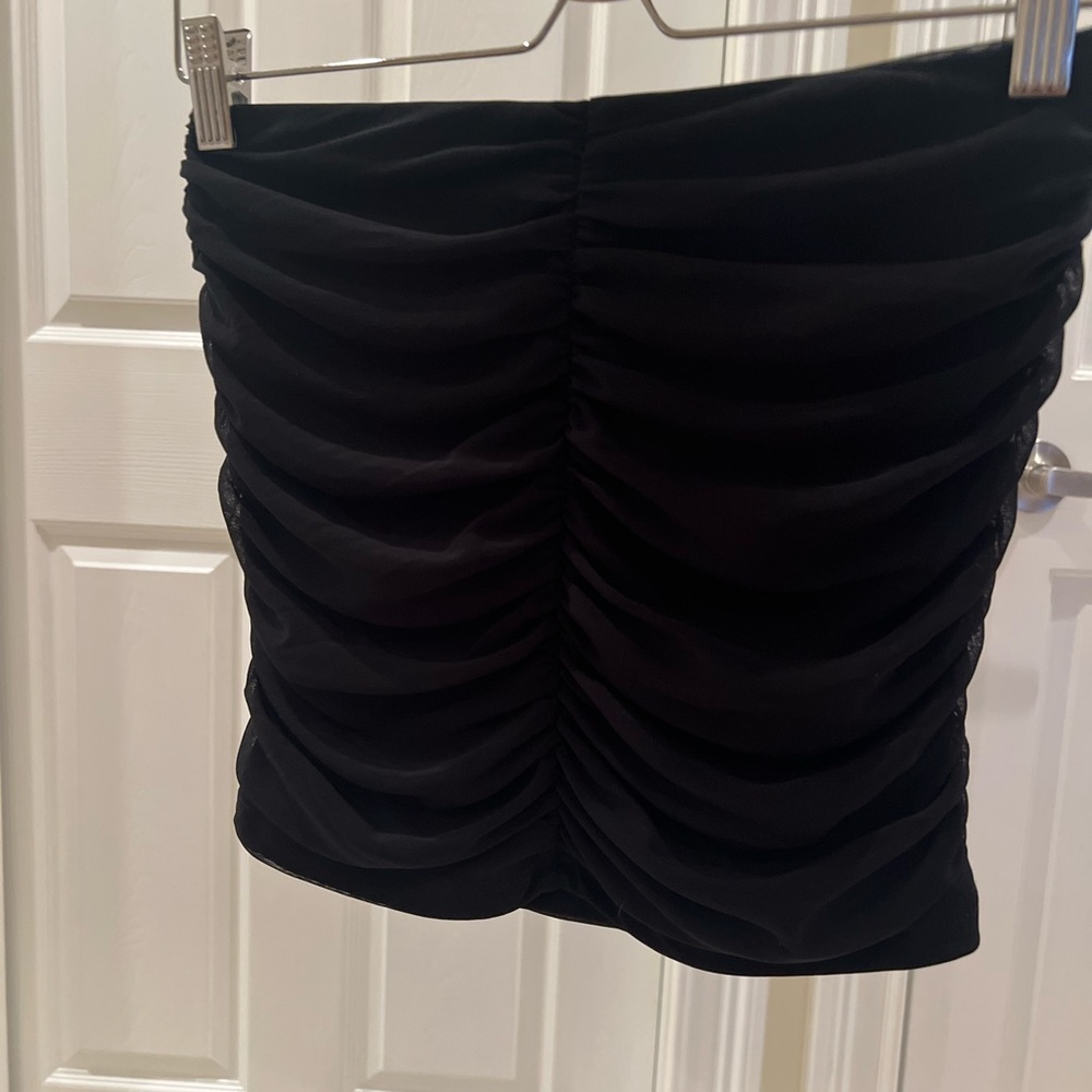 Bundle: 4 Strapless Tops in excellent condition.